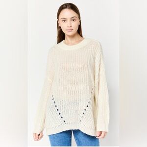 American Eagle Outfitters Oversized Cream Chunky Knit Cut-Out Sweater-Medium